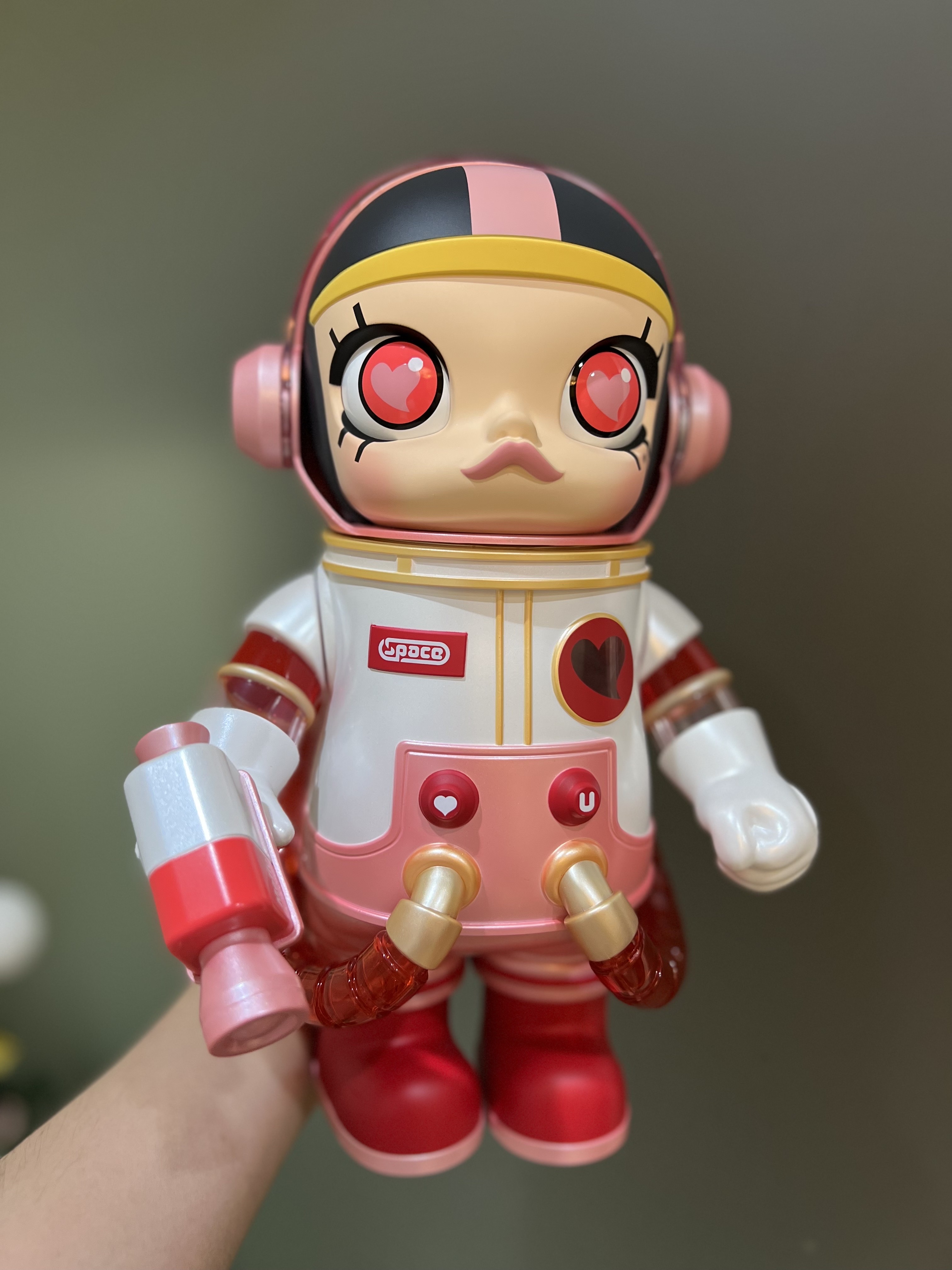 MEGA COLLECTION 400% SPACE MOLLY Heartbeat - POP MART (United States)